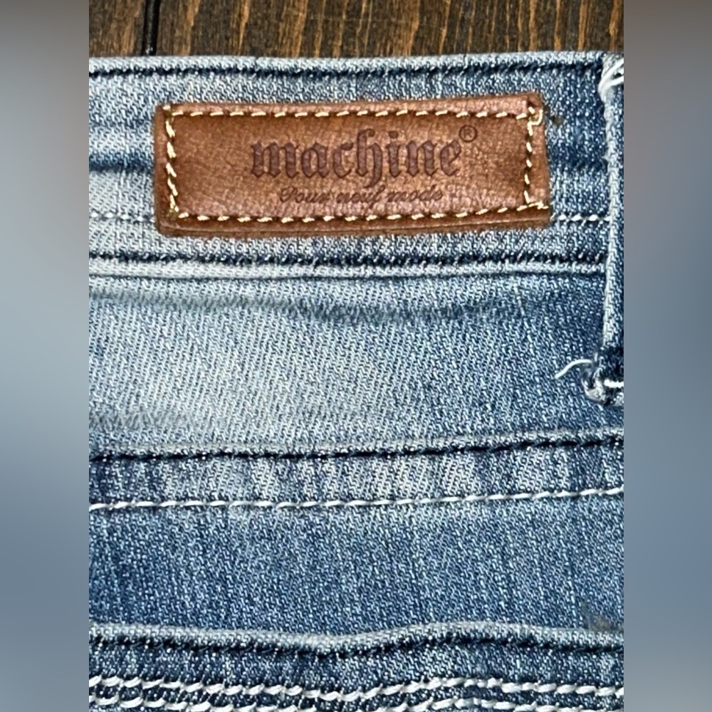 Size 3 junior MACHINE Pour Neuf Mode stretch denim 27x32 Distressed Skinny Jeans - Picture 5 of 11